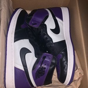 Jordan 1s court purple